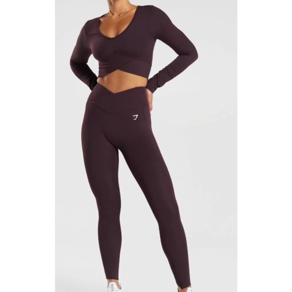 Gymshark set CROSSOVER LONG SLEEVE CROP top and leggings size Small